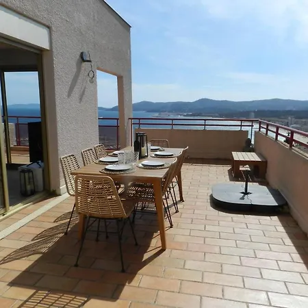 Le Lavandou, 4 Pieces, 6 Personnes - Fr-1-251-642 Apartment *